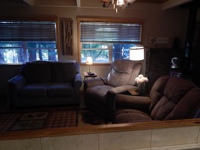 2476 Camanche Dr, Arnold, CA 95223