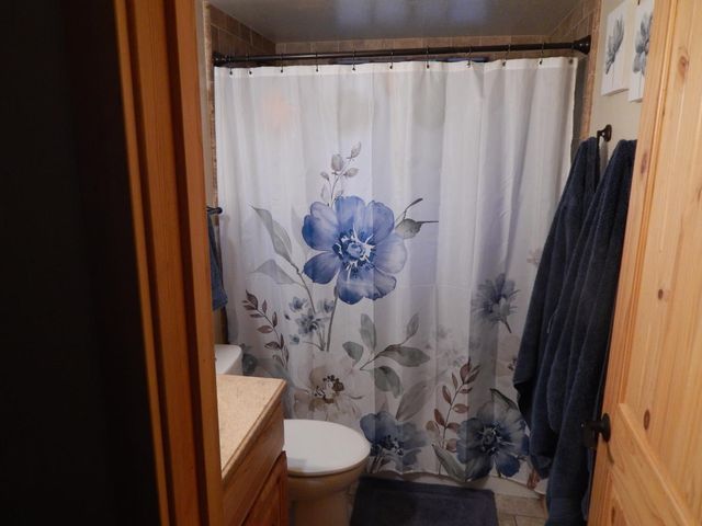 2476 Camanche Dr, Arnold, CA 95223