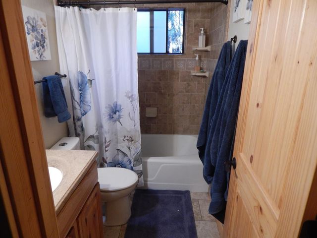 2476 Camanche Dr, Arnold, CA 95223