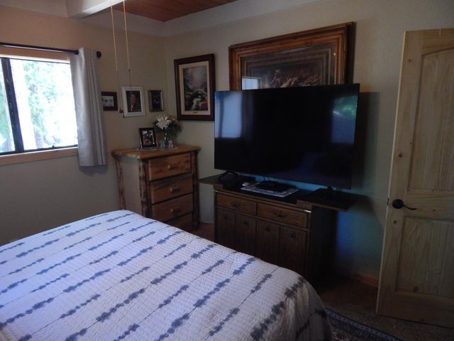 2476 Camanche Dr, Arnold, CA 95223