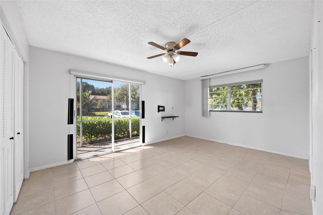 28 Prescott B 28, Deerfield Beach, FL 33442