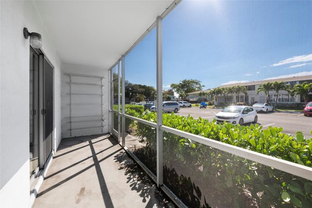 28 Prescott B 28, Deerfield Beach, FL 33442