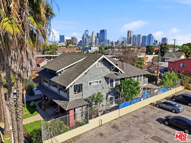 1832 S Bonnie Brae Street, Los Angeles, CA 90006
