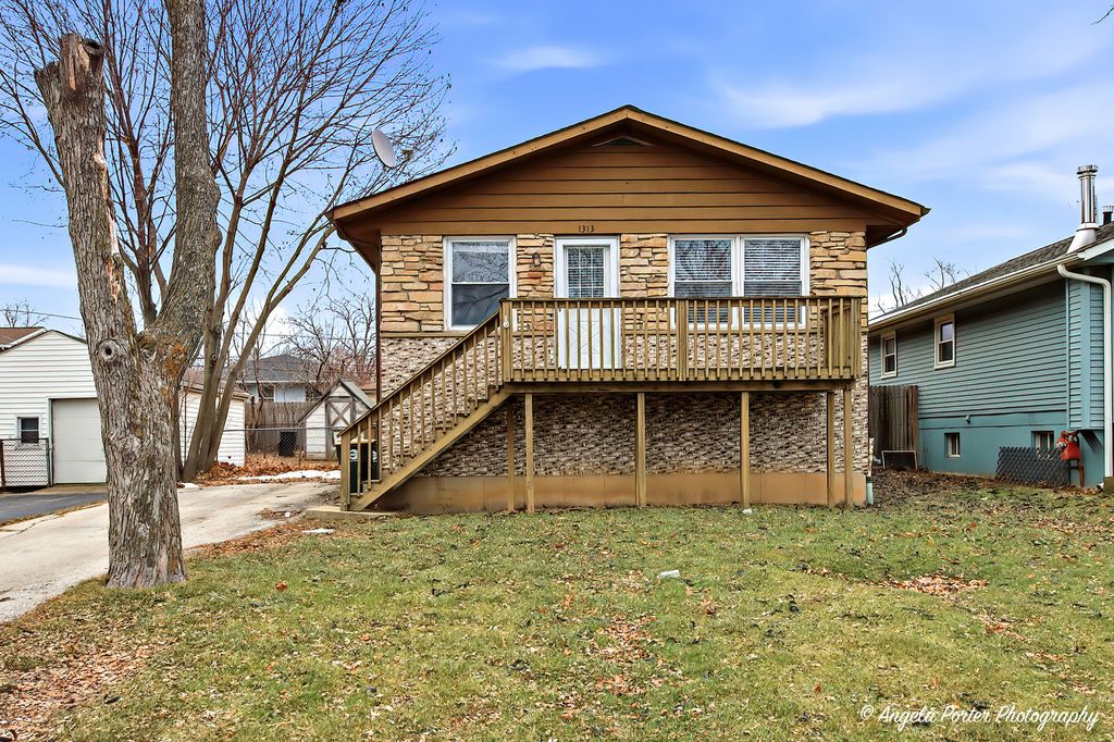 1313 CHEROKEE Drive, Round Lake Beach, IL 60073