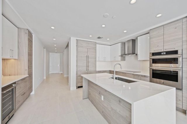 301 1ST STREET S 1704, St Petersburg, FL 33701