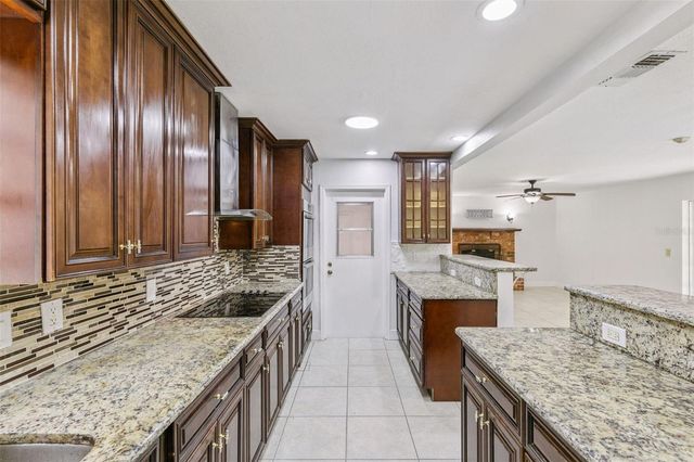 1135 E STATE ROAD 46, Geneva, FL 32732