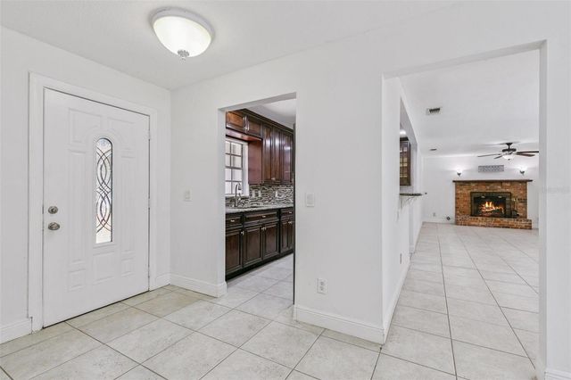 1135 E STATE ROAD 46, Geneva, FL 32732