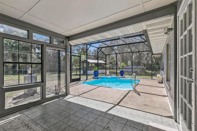 1135 E STATE ROAD 46, Geneva, FL 32732