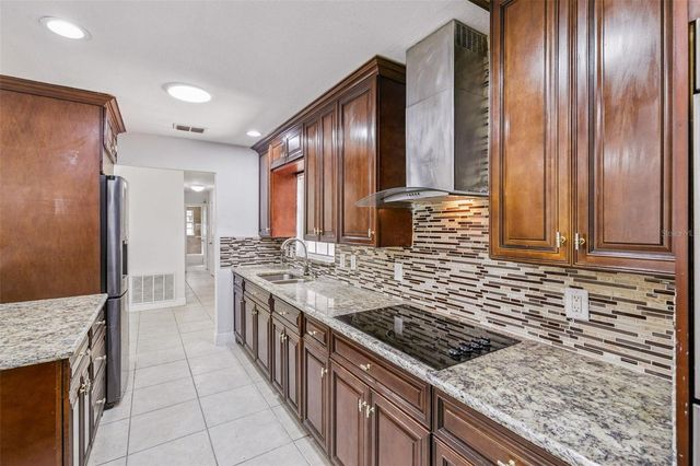 1135 E STATE ROAD 46, Geneva, FL 32732