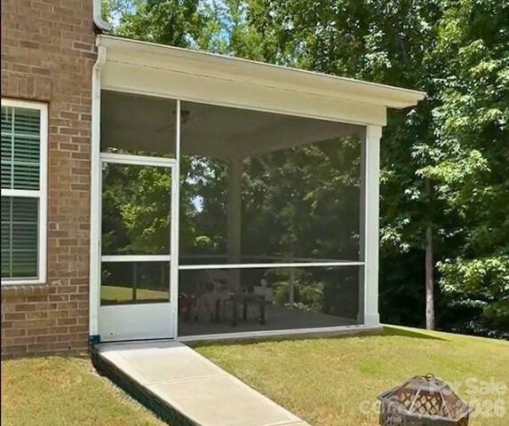 2044 Sweet William Drive, Harrisburg, NC 28075