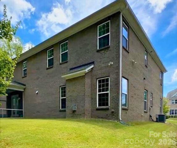 2044 Sweet William Drive, Harrisburg, NC 28075
