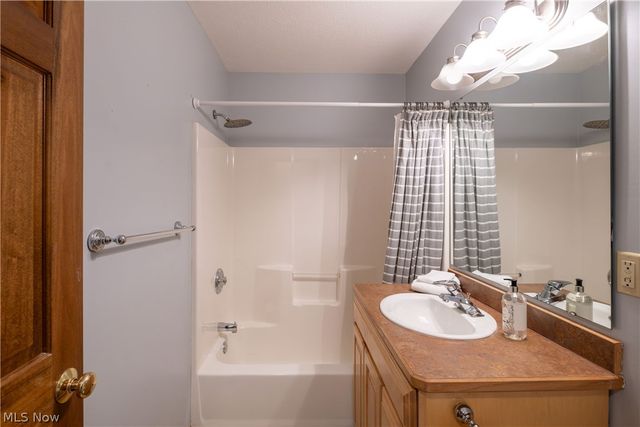 4534 Cobblestone Trail, Ravenna, OH 44266