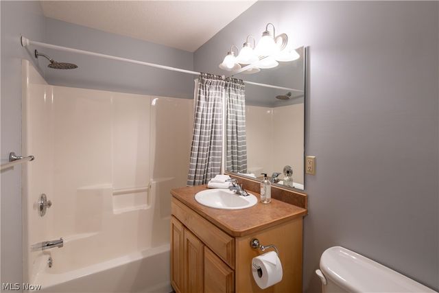 4534 Cobblestone Trail, Ravenna, OH 44266