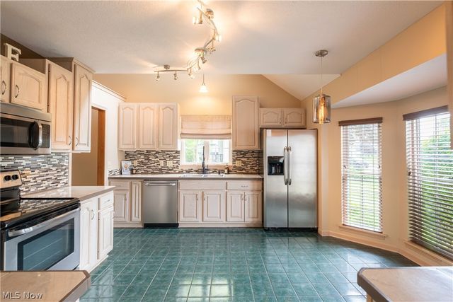 4534 Cobblestone Trail, Ravenna, OH 44266