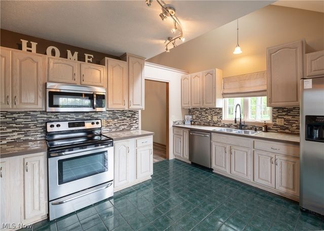 4534 Cobblestone Trail, Ravenna, OH 44266