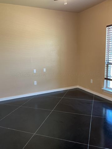 9304 Heritage Hills Parkway, Amarillo, TX 79119