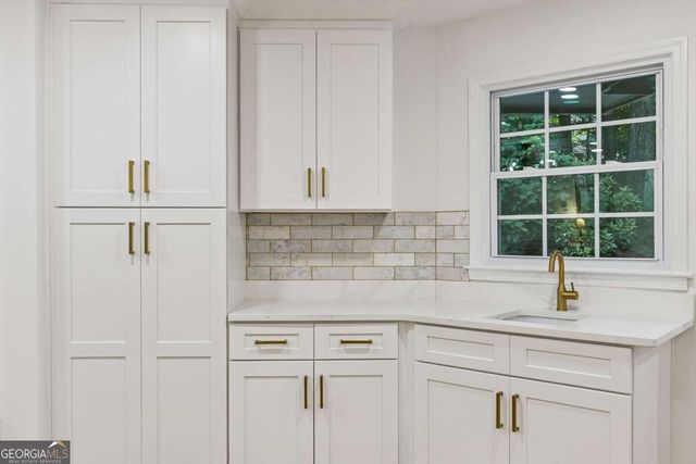 2658 Chimney Springs Drive, Marietta, GA 30062