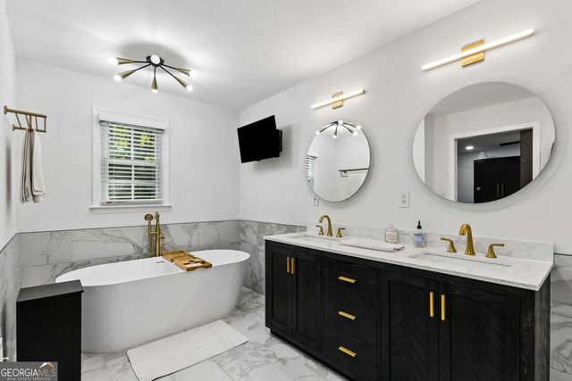 2658 Chimney Springs Drive, Marietta, GA 30062