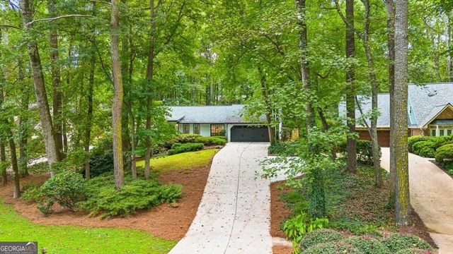 2658 Chimney Springs Drive, Marietta, GA 30062