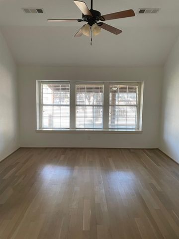 5501 Canada Court, Rockwall, TX 75032