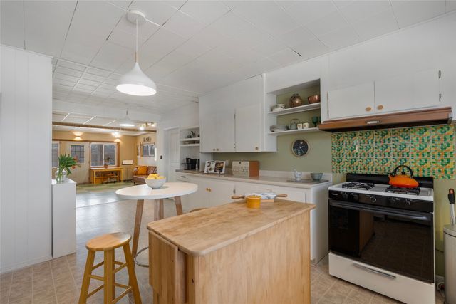 1814 Tewa, Santa Fe, NM 87505