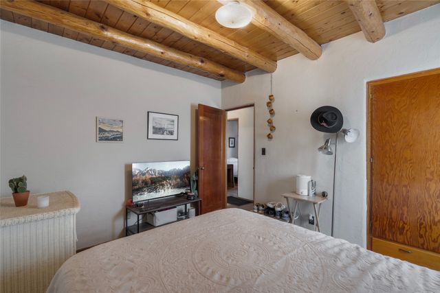 1814 Tewa, Santa Fe, NM 87505