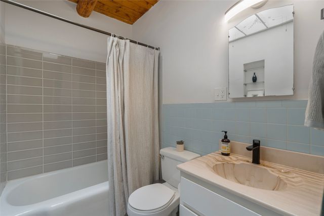 1814 Tewa, Santa Fe, NM 87505