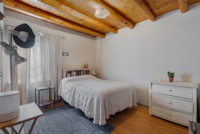 1814 Tewa, Santa Fe, NM 87505