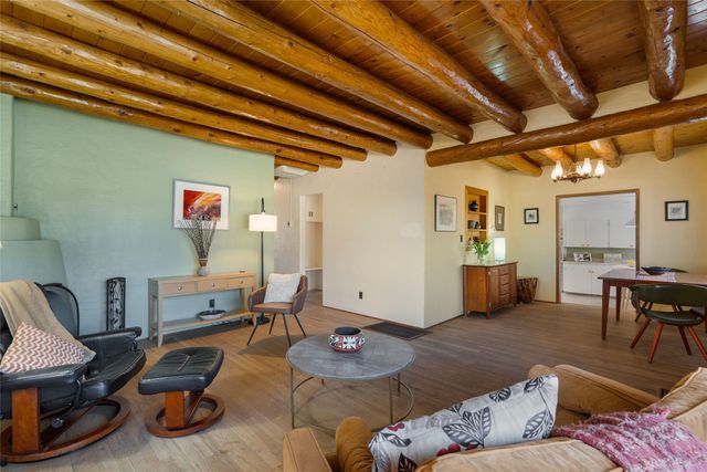 1814 Tewa, Santa Fe, NM 87505