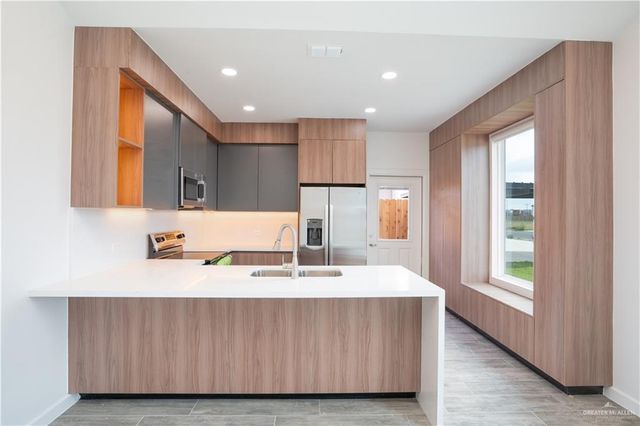 2103 Dragonfly Street 1, Mission, TX 78572