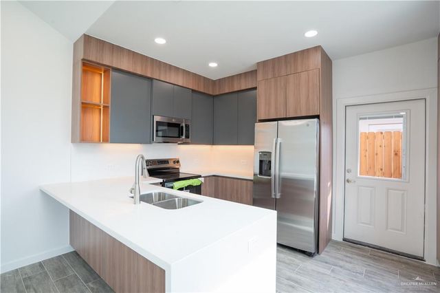 2103 Dragonfly Street 1, Mission, TX 78572