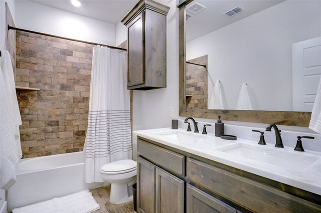 9616 Sullivan Lane, Fort Worth, TX 76179