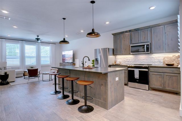 9616 Sullivan Lane, Fort Worth, TX 76179