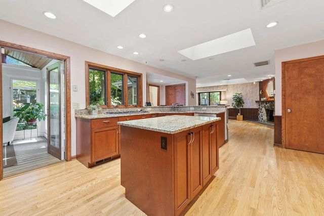 2336 W Green Tree ROAD, Milwaukee, WI 53209