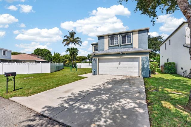 1235 SW 46th Ter, Deerfield Beach, FL 33442