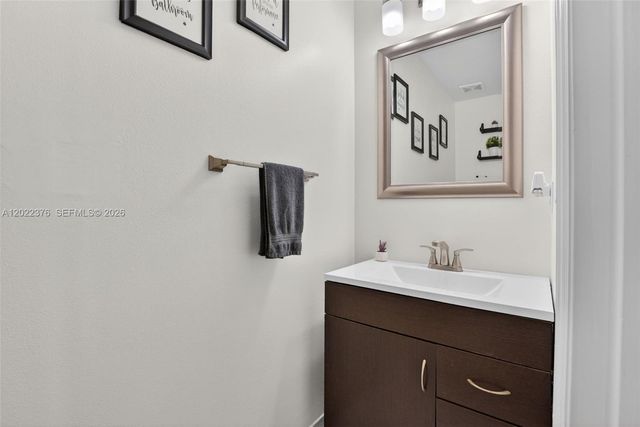1235 SW 46th Ter, Deerfield Beach, FL 33442