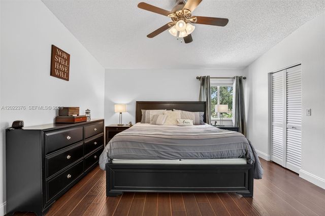 1235 SW 46th Ter, Deerfield Beach, FL 33442