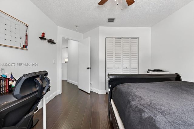 1235 SW 46th Ter, Deerfield Beach, FL 33442