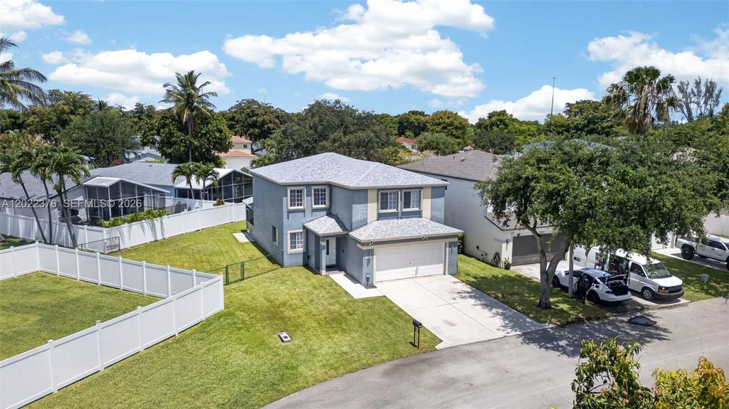 1235 SW 46th Ter, Deerfield Beach, FL 33442