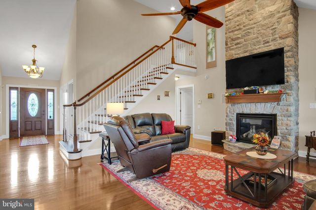 834 TAMANINI WAY, Mechanicsburg, PA 17055