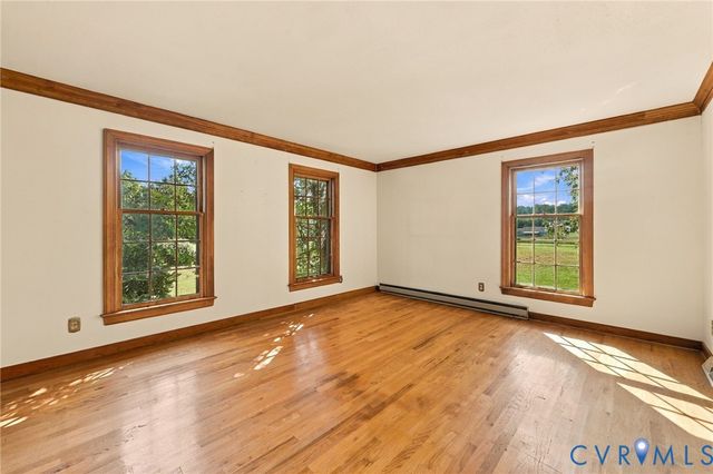 7350 Elko Rd, Sandston, VA 23150