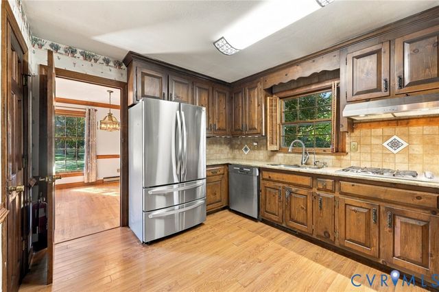 7350 Elko Rd, Sandston, VA 23150