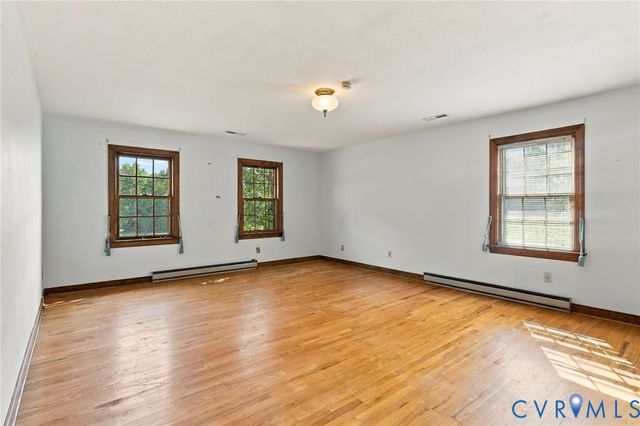 7350 Elko Rd, Sandston, VA 23150