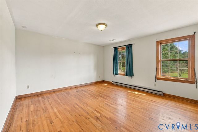 7350 Elko Rd, Sandston, VA 23150