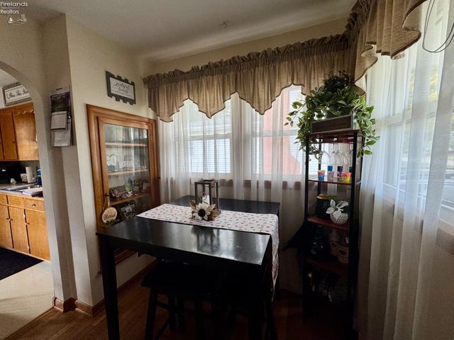 124 Sunset Drive, Bellevue, OH 44811