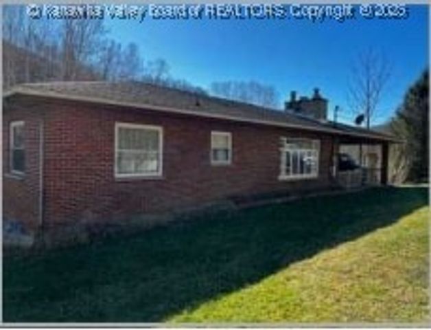 4734 Frame Road, Elkview, WV 25071