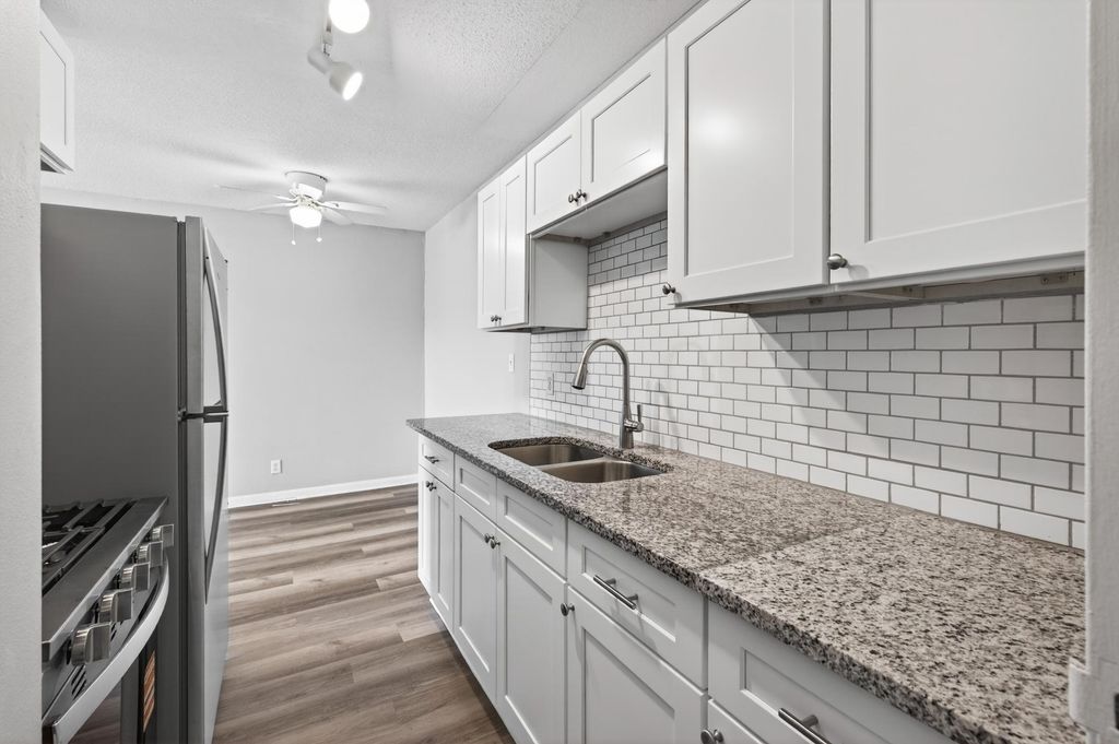 2500 Blaisdell Avenue 206, Minneapolis, MN 55404 — photo 2