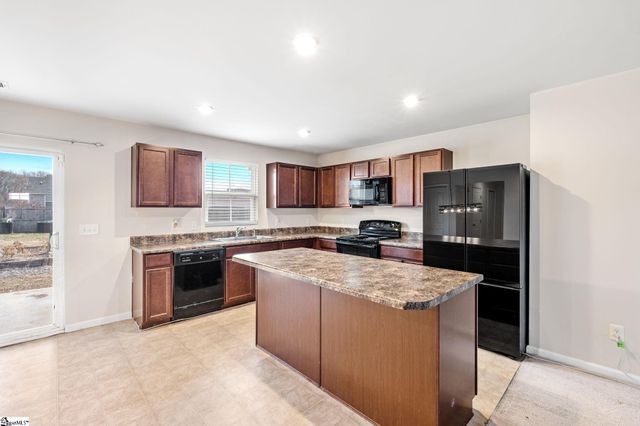 6 Tattershall Road, Greenville, SC 29605