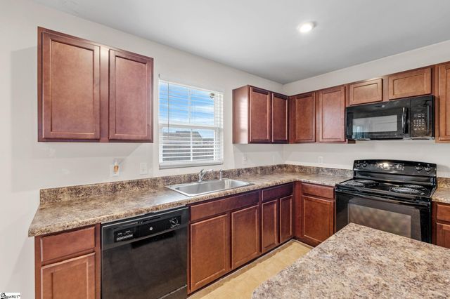 6 Tattershall Road, Greenville, SC 29605