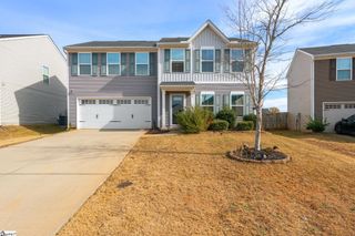 6 Tattershall Road, Greenville, SC 29605